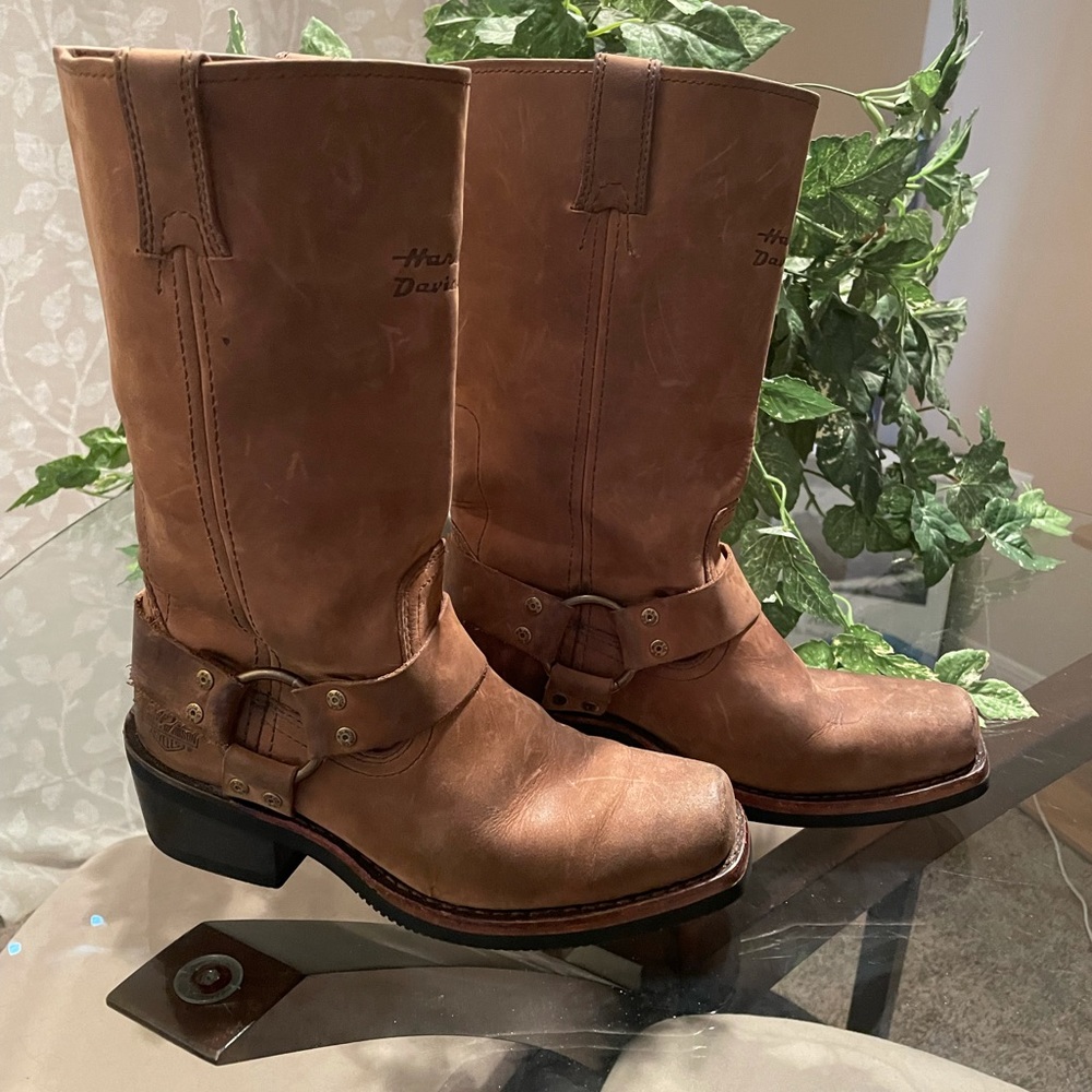Harley Davidson Tan Cowboy Boots, Size 7